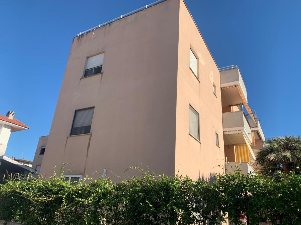 La Maison Lilla, Sabaudia Exterior foto